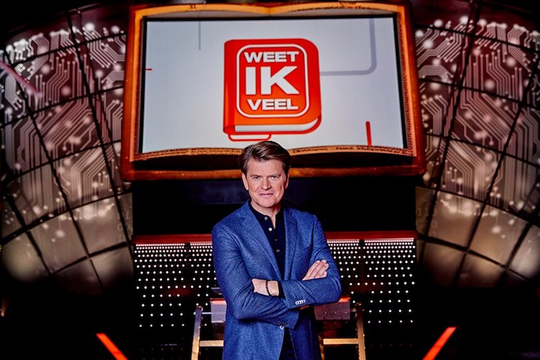 Wie bedenken de vragen voor al die quizzes op tv?