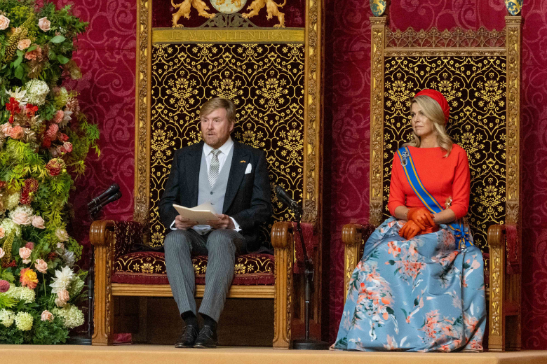 Koning Willem-Alexander staat tijdens troonrede stil bij Peter R. de Vries