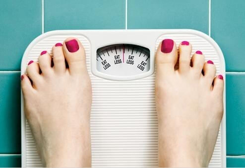 Huh? Door dit simpele trucje eet je iedere dag 200 calorieën minder! Je hoeft er bijna niks voor te doen!