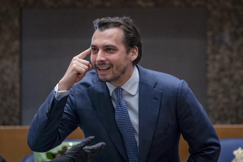 Thierry Baudet aangesproken op uitschelden journalist voor homo bij FvD-evenement
