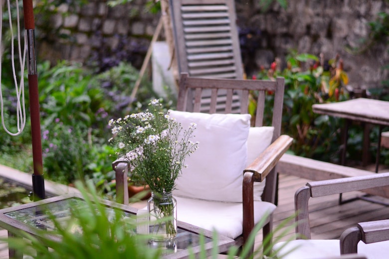 Zo kies je voor de perfecte tuinmeubels