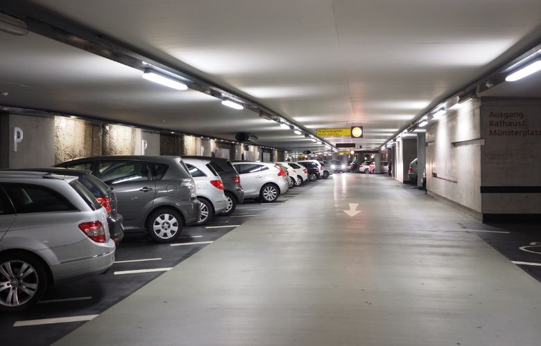 Dit is waarom je voortaan altijd in een parkeergarage zou moeten parkeren