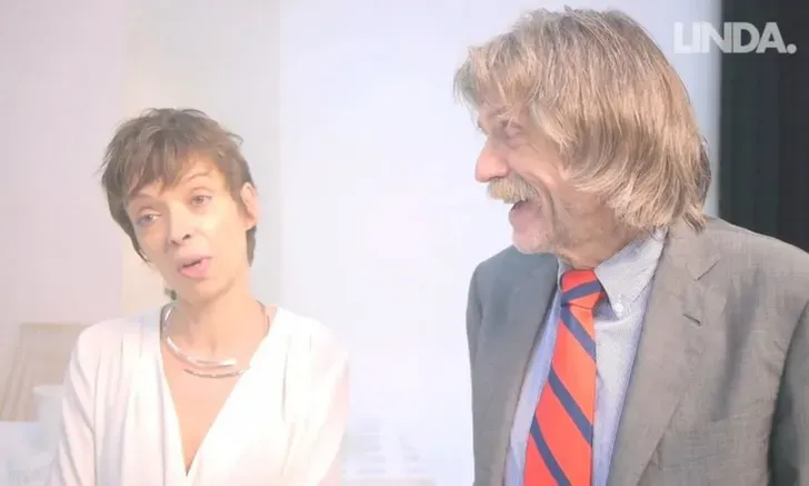 Zien: dít zijn de vrouw en dochters van Johan Derksen!