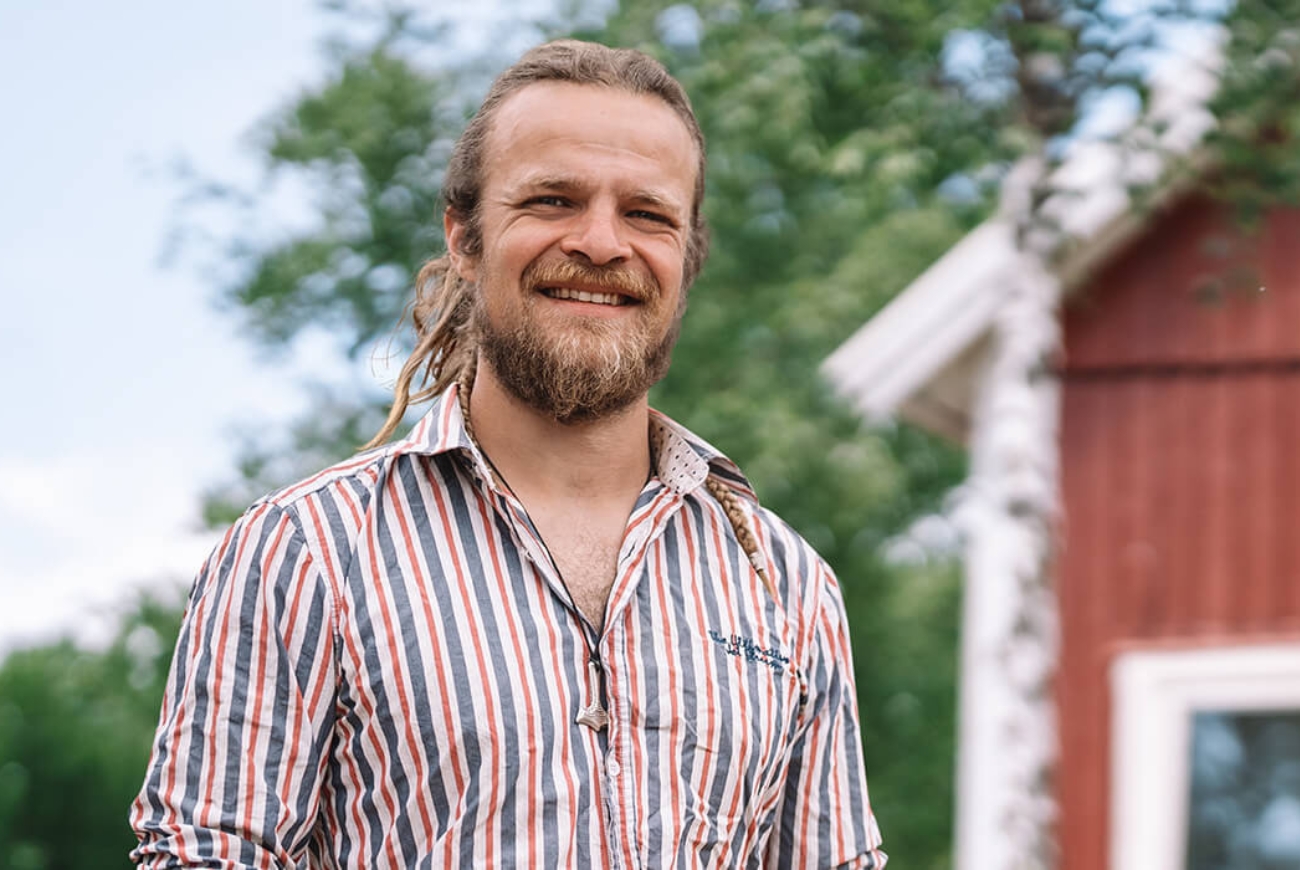 B&B Vol Liefde-Bram vertelt in boek over traumatische jeugd
