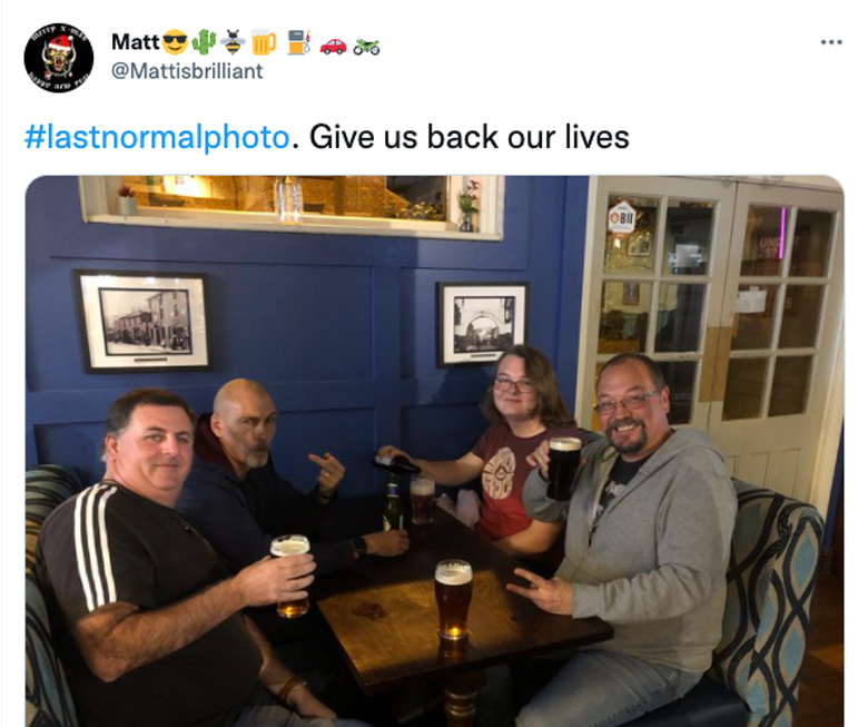 Twitteraars delen hun 'laatste normale foto' van voor de pandemie