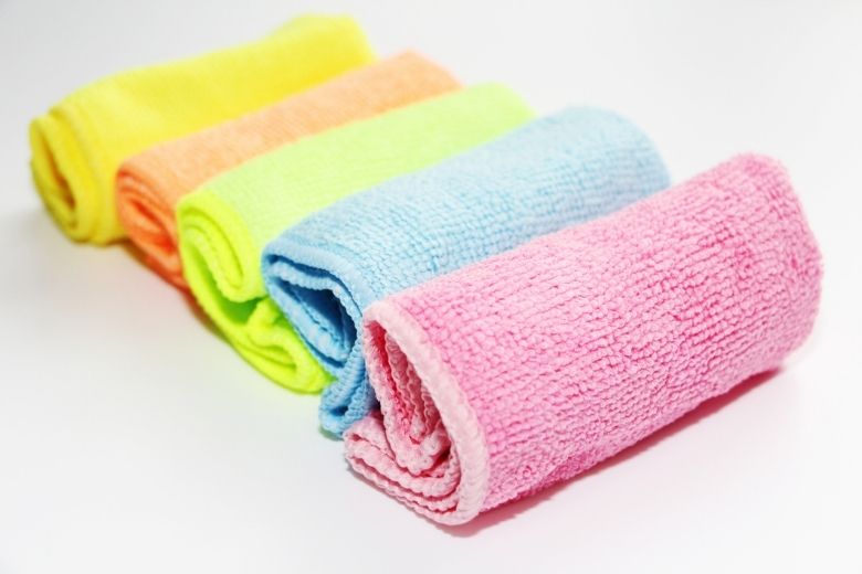 Dit is hoe je microvezeldoekjes zou moeten wassen