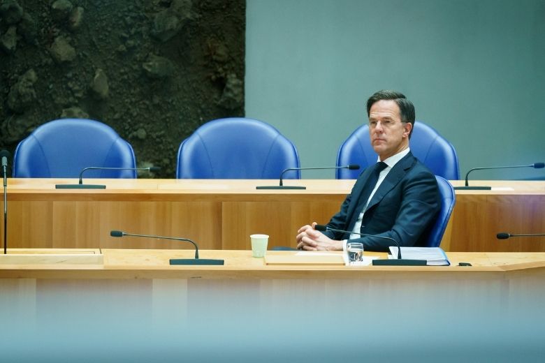Kabinet koerst af op avondlockdown, wil scholen openhouden