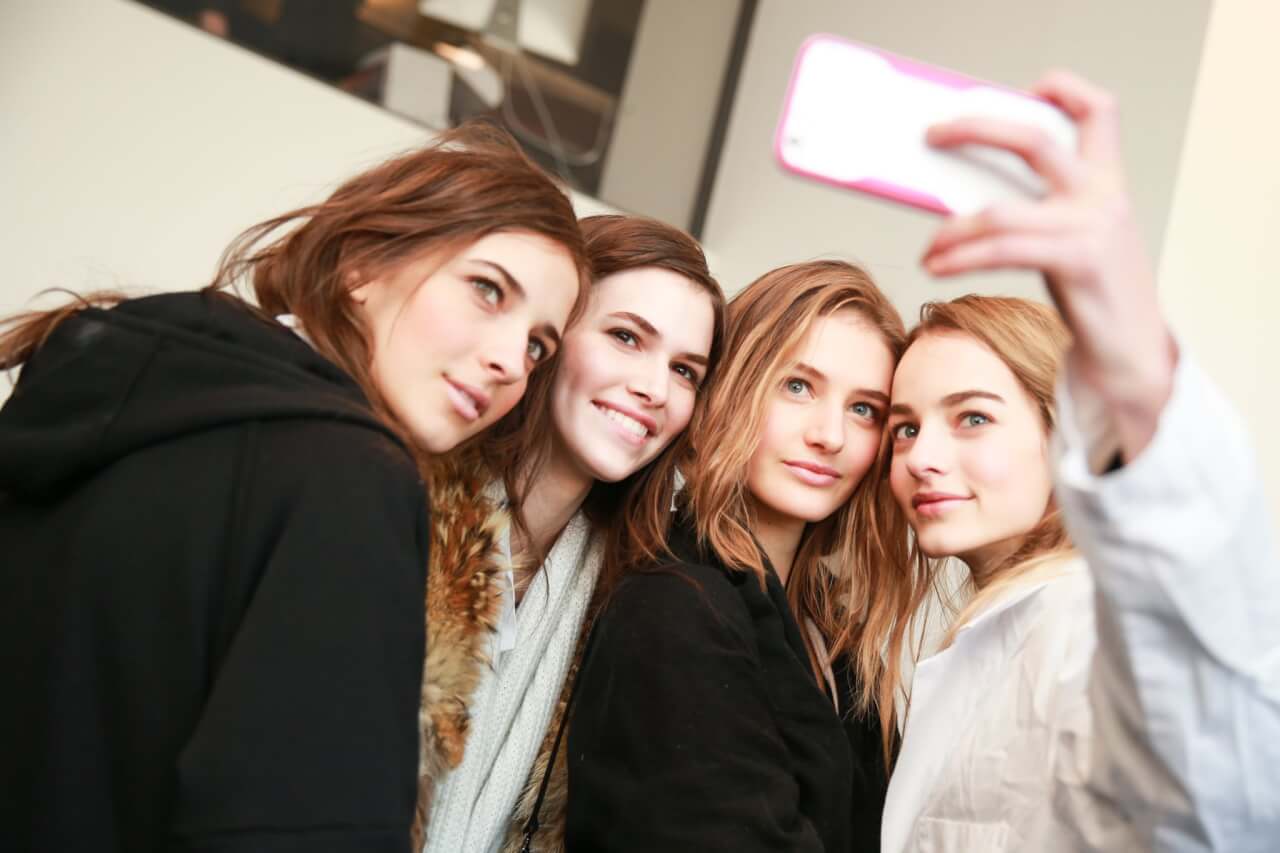 Wow, dat je dit kan krijgen als je een selfie maakt! Waarschuw je kinderen!