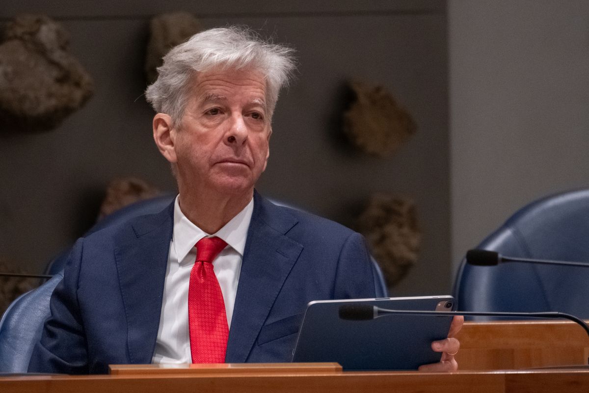 Het hoge woord is eruit: Ronald Plasterk trekt zich terug als premierskandidaat