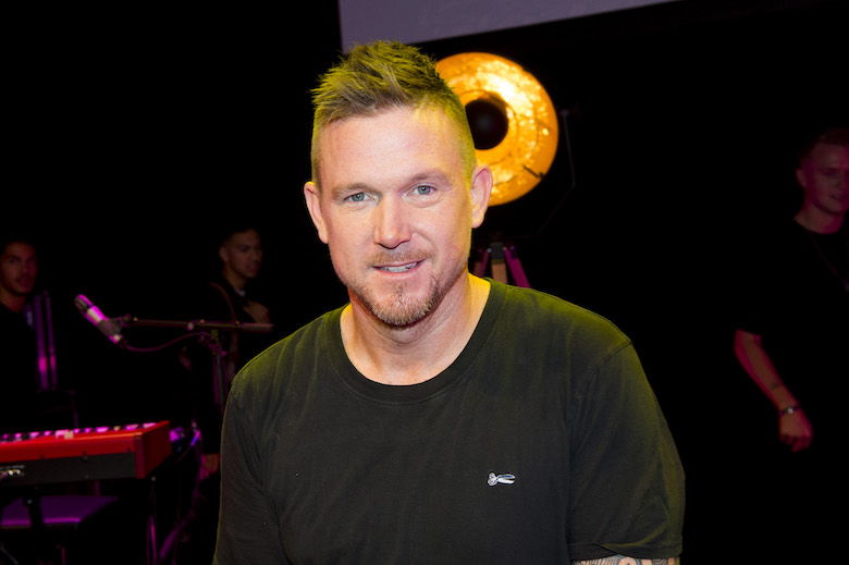 Johnny de Mol stopt definitief als presentator HLF8