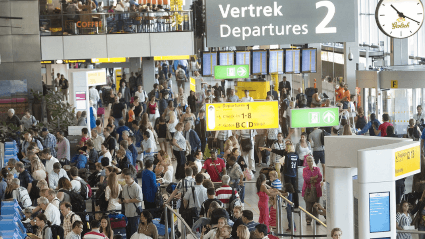 Vlieg je via Schiphol? Op déze dagen wordt topdrukte verwacht
