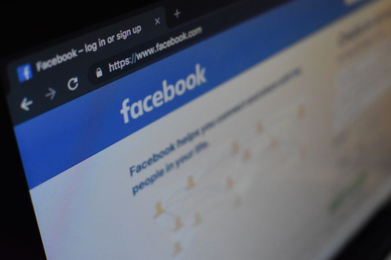 DEZE vijf dingen kan je beter nóóit op Facebook delen, belangrijk om te weten!