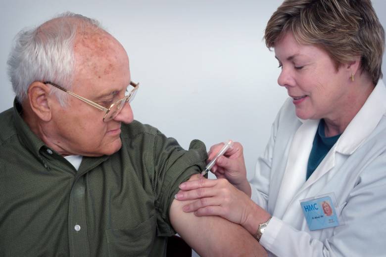 Geen vervoer voor je vaccinatie? Op deze 3 manieren kun je er toch komen