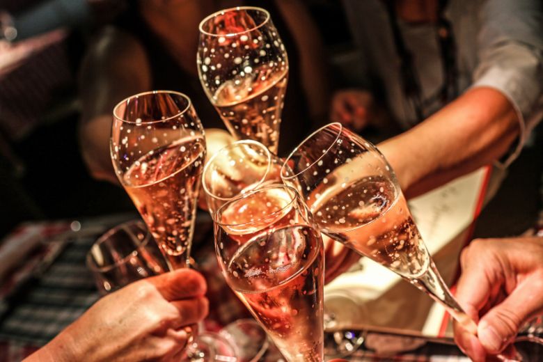 Perfect voor oud & nieuw: Prosecco Pong van HEMA