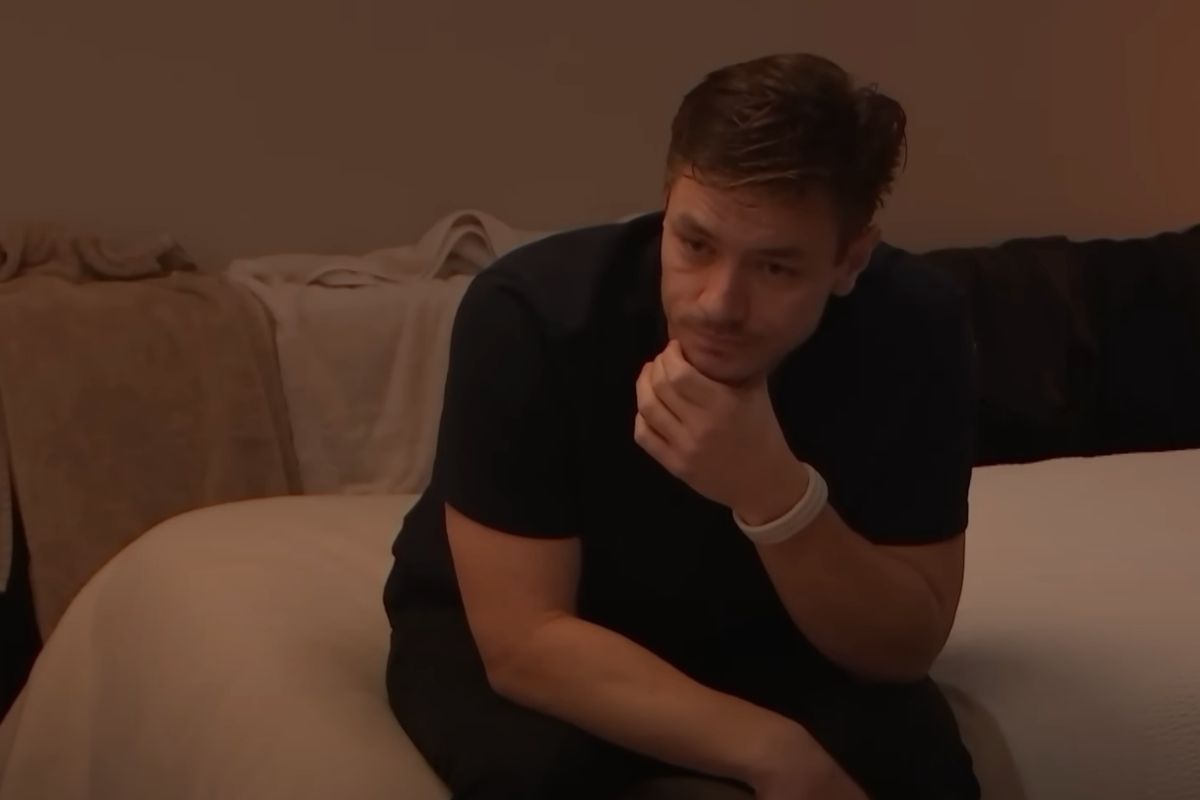 Doelt De Bondgenoten-Wesley met deze reactie op een relatie met Donna?