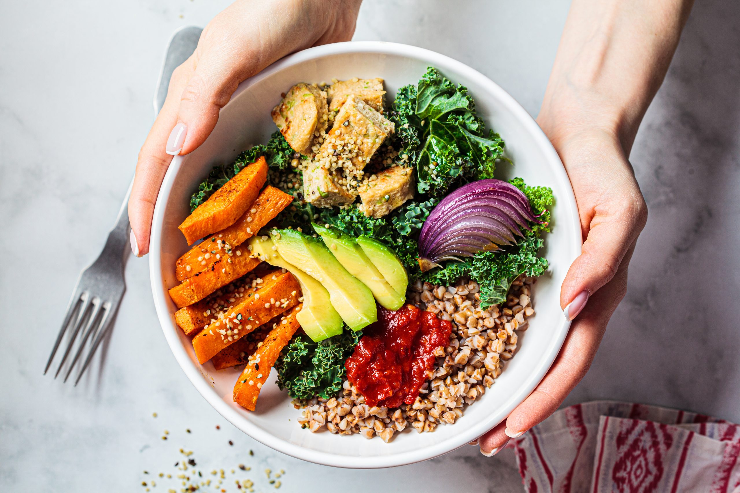 Stop met het eten van deze salade als je om je gezondheid geeft