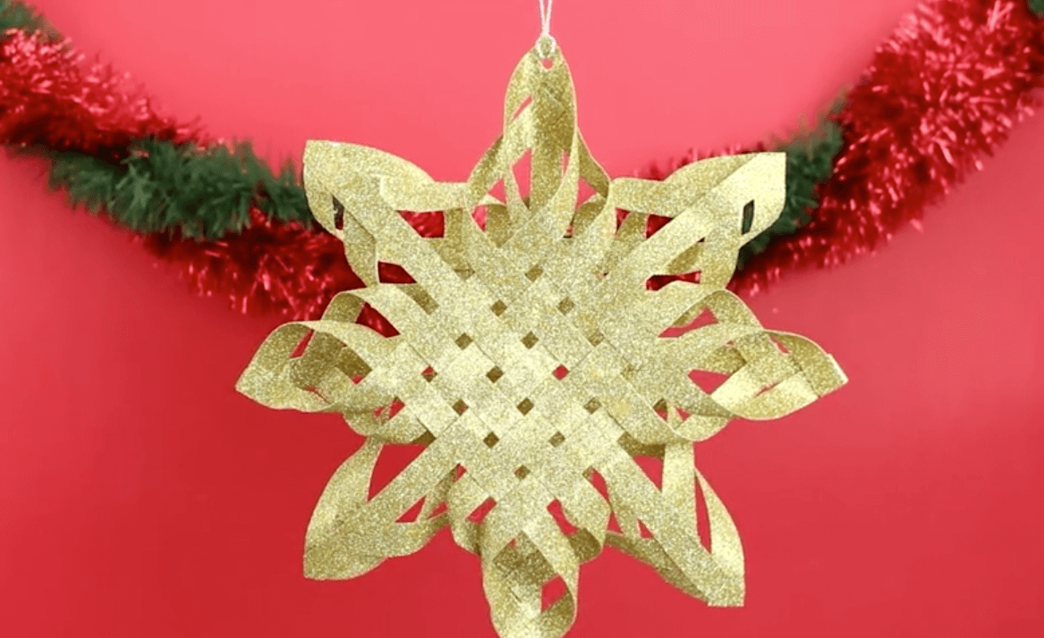 DEZE kerstster ziet er prachtig uit in de kerstboom of aan de muur! Je maakt 'm binnen 5 minuten!