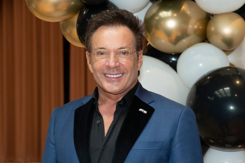 Gerard Joling deelt emotionele laatste beelden van afscheid moeder