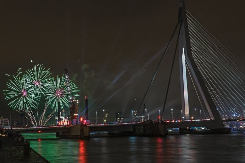 Politieke meerderheid in Rotterdam toch voor totaal vuurwerkverbod
