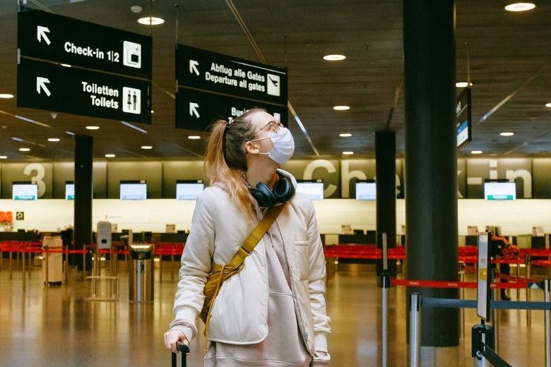 Vanaf dinsdag negatieve coronatest nodig om naar Nederland te vliegen