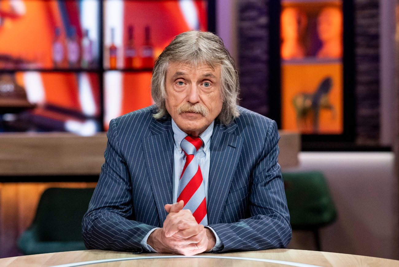 Kenniscentrum Tûmba doet aangifte tegen Johan Derksen