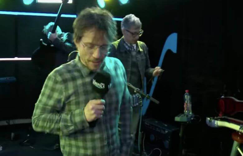 Zanger Tim Knol woest op Giel Beelen om misplaatste grap