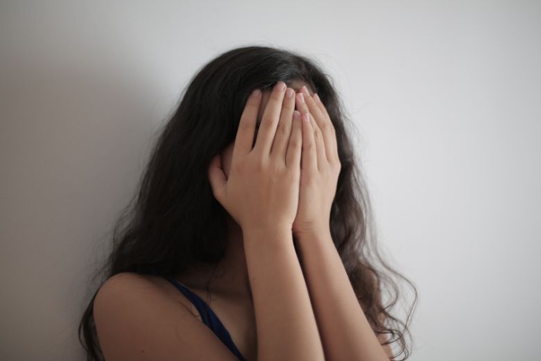 'Ik kan niet openlijk over mijn menstruatie praten met mijn ouders'