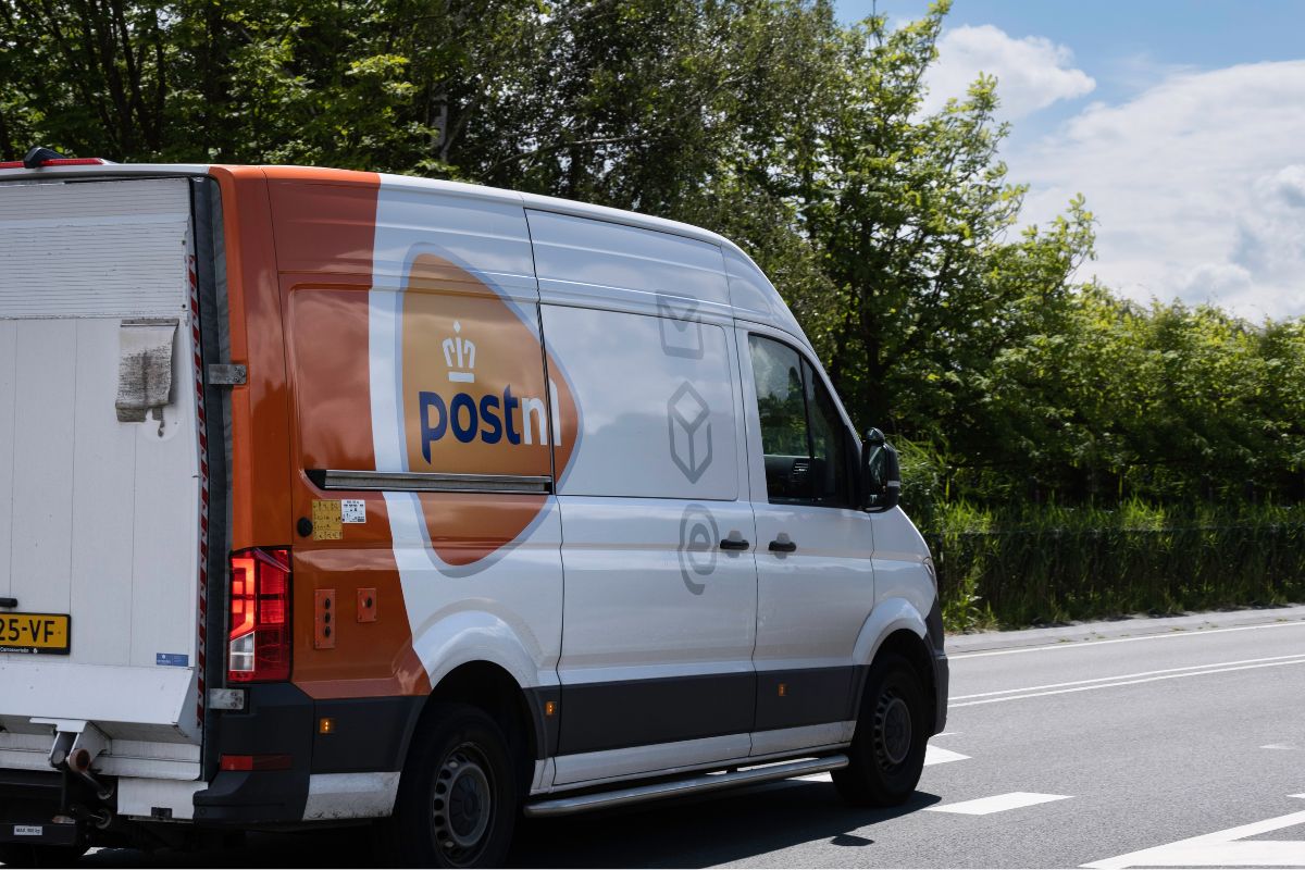 Kostenbesparing bij PostNL: wat betekenen de nieuwe brievenbus-tijden voor jou?
