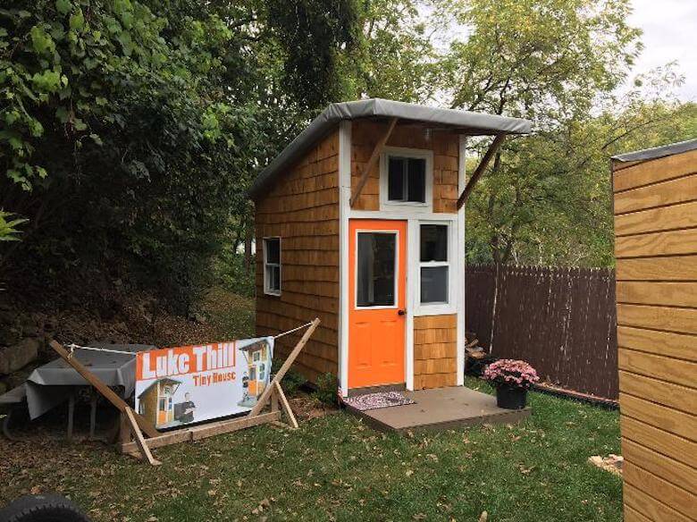 13-jarige jongen bouwt ‘tiny house’, de binnenkant ziet er geweldig uit!