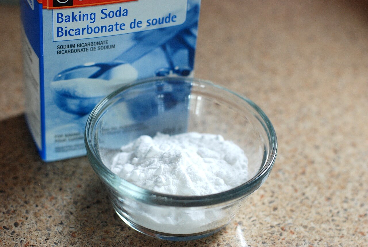 Baking Soda is zo veelzijdig. Jij wist vast nog niet dat je DIT ermee kan, ongelofelijk handig!