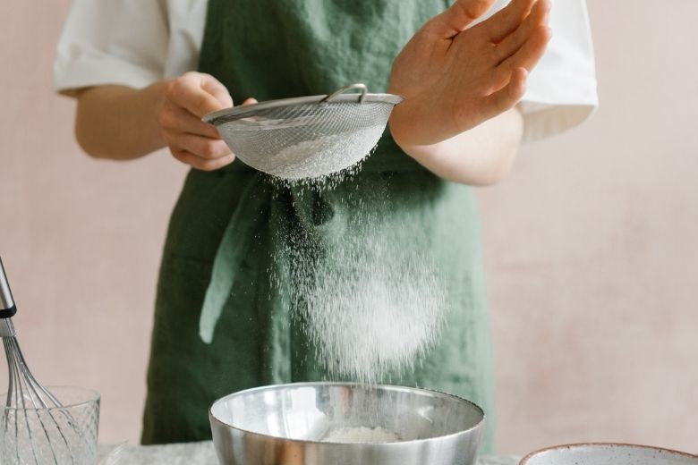Schoonmaakhack: zo maak je gemakkelijk een zeef schoon