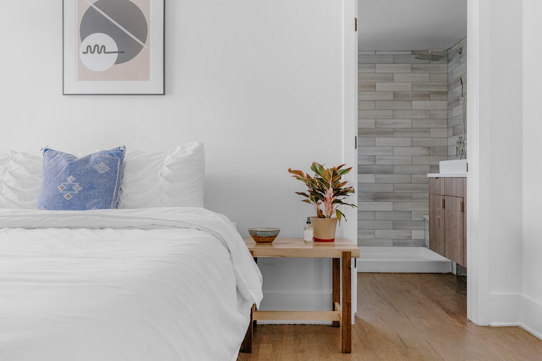 Deze voorwerpen in je slaapkamer kunnen voor stress zorgen