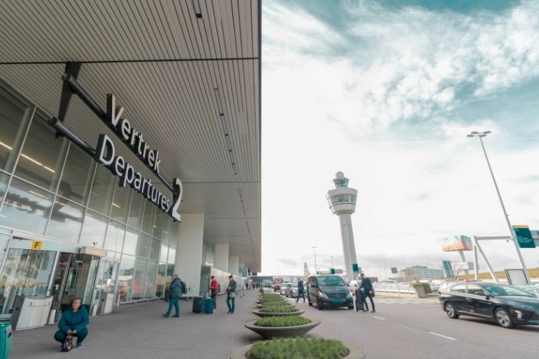 Schiphol heeft moeite met het vinden van nieuw personeel