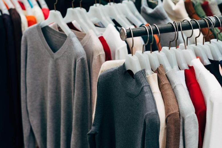 Klanten van de Zara ontdekken zorgelijke hulpkreten op de labels van kledingstukken