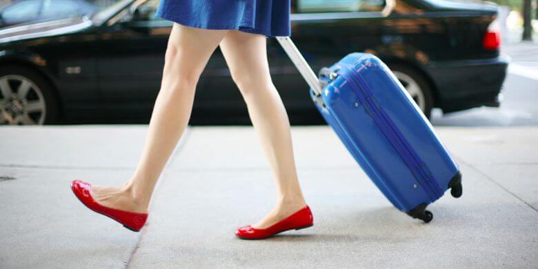 Dit is waarom je nóóit een bagagelabel aan je bagage moet hangen
