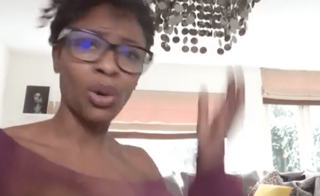 Sylvana Simons is aan het vloggen geslagen en heeft DIT te zeggen over de Sinterklaasintocht.. Facebookers zijn woedend, wat vind jij hiervan?