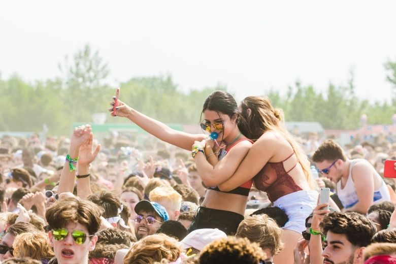 Bewezen: naar een festival gaan is goed voor je gezondheid