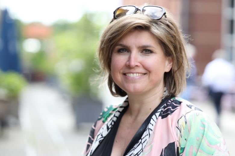 Angela de Jong bedankte voor deelname Expeditie Robinson
