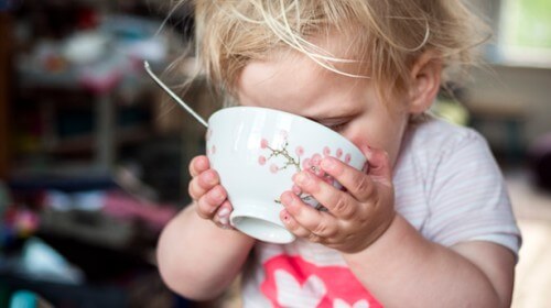 Altijd maar dat gezeur van ouders dat kinderen hun bord leeg moet eten, maar nu niet meer!