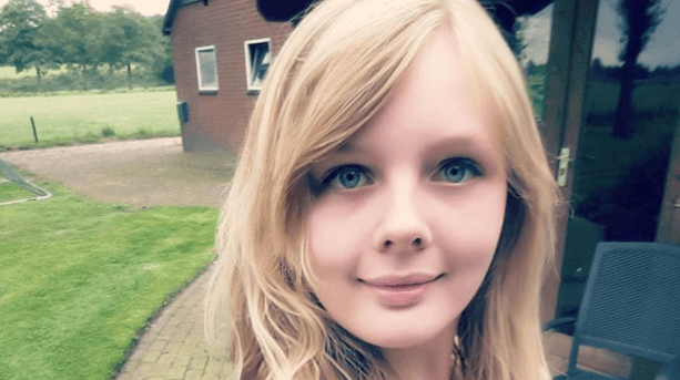 Goed nieuws voor de eenzame Larissa; de telefoon staat roodgloeiend! "Ik hoop op een klik"