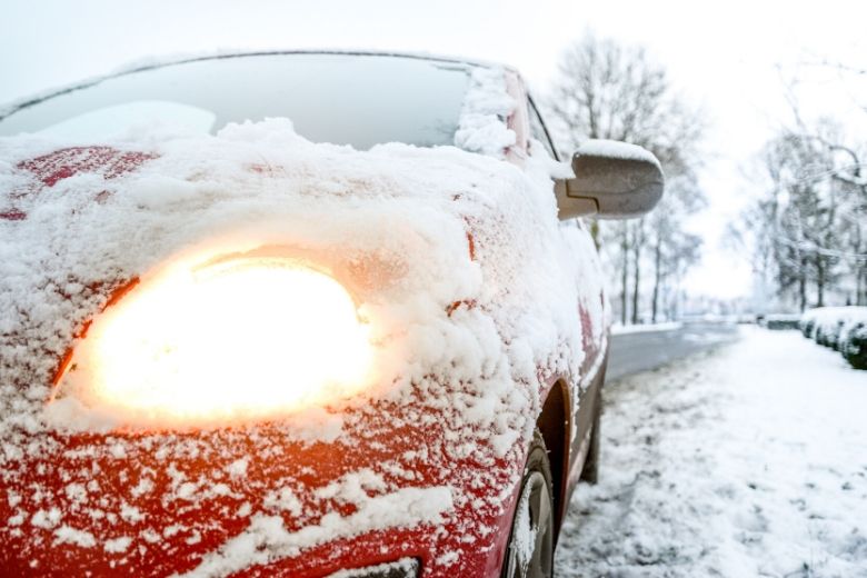 De vrieskou komt eraan: doe deze dingen dan nóóit met je auto!