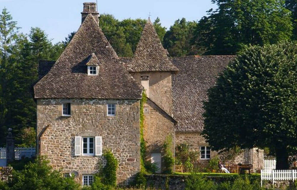 Wat?! Voor slechts 12 euro kun je dit Franse kasteel kopen!