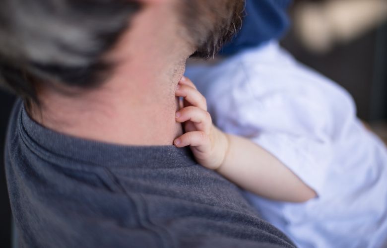 Vader die huilend zoontje doodsloeg opnieuw opgepakt voor zware mishandeling dochtertje