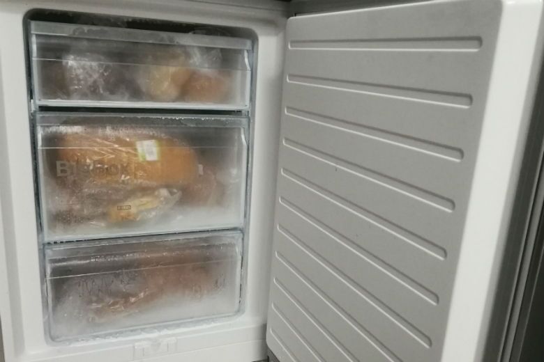 Dit is waarom je vandaag je vriezer moet ontdooien