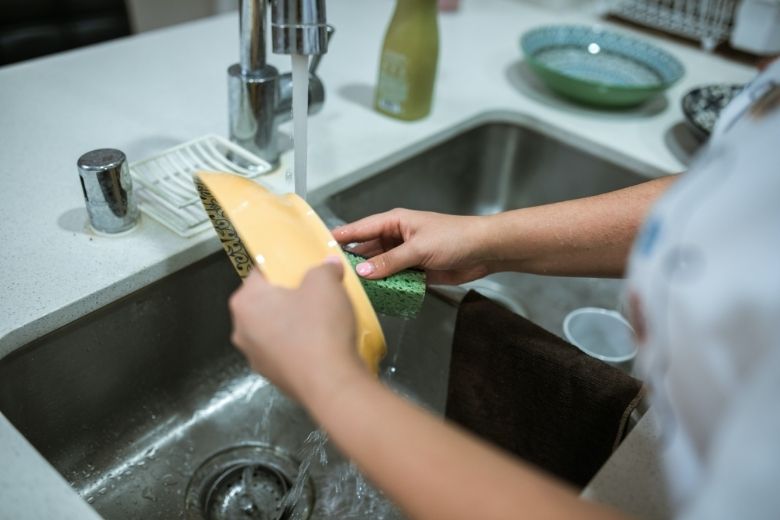 Tip: dít is de beste manier om je afwas te drogen