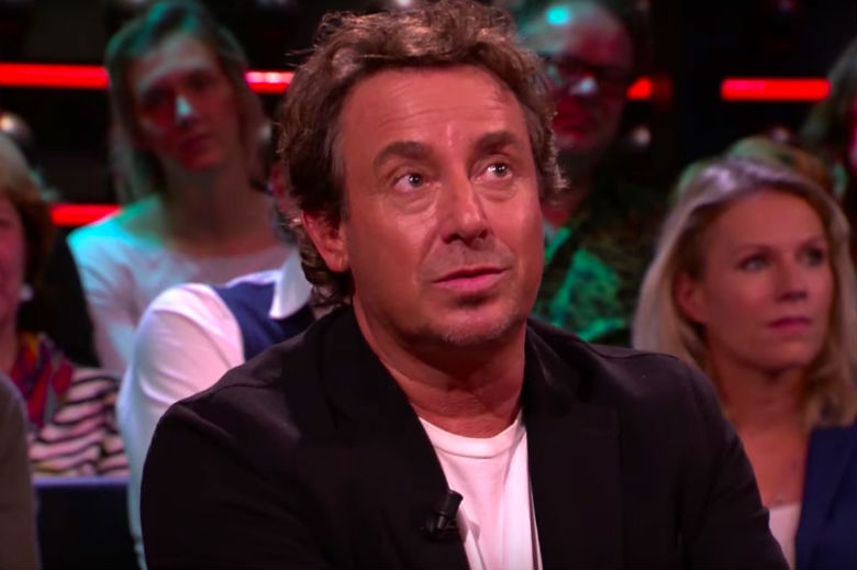 Hiep Hiep Hoera! Eén van de bekendste zangers van ons land heeft iets te vieren!