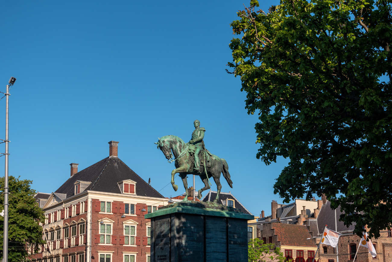Dit zat er in de 99 jaar oude gevonden tijdscapsule in Den Haag