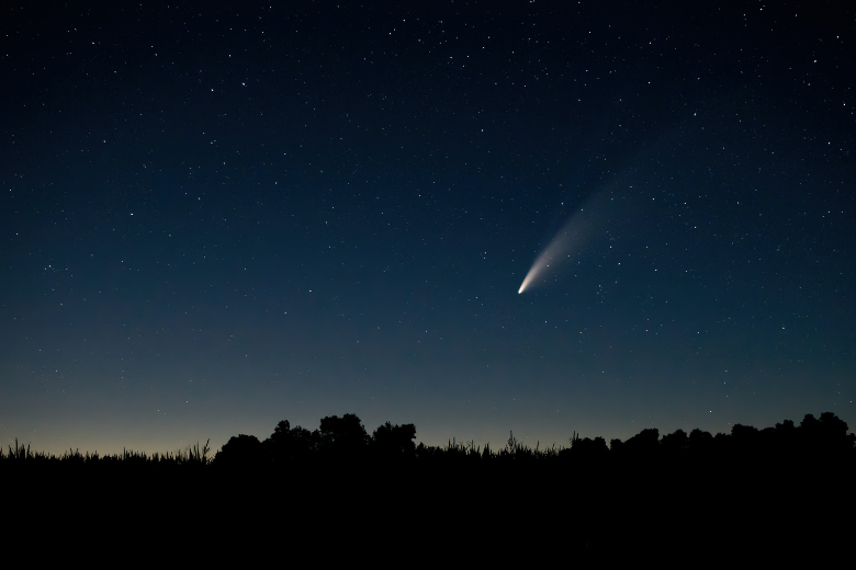 Aha! Dit waren de mysterieuze lichtjes in de lucht van afgelopen weekend