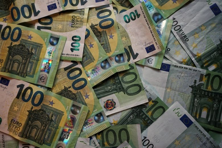 Oeps: bank lost per ongeluk de schuld van HEMA af