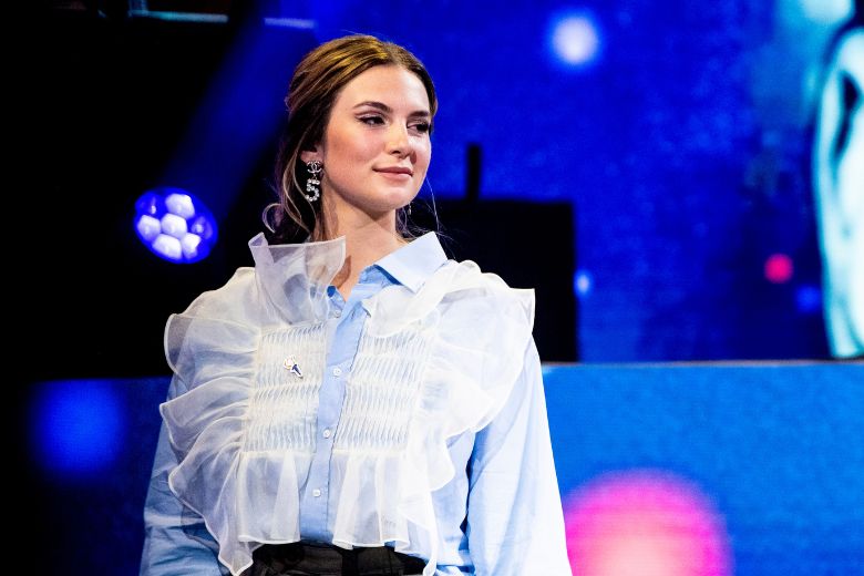 Maan over haar carrière: 'Dankbaar dat mijn leven zo is gelopen'
